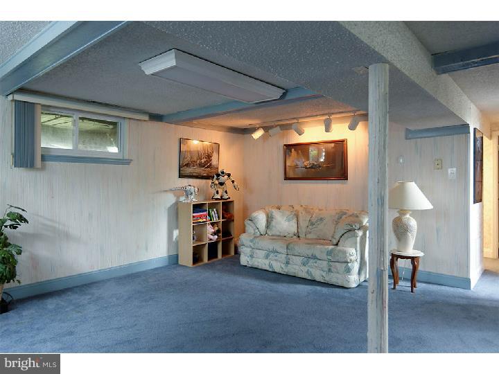 1715 Pin Oak Road Williamstown, NJ 08094 - Photo 18 of 25 Gallery Image 18
