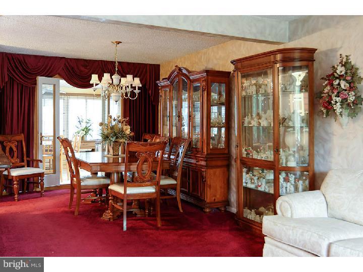 1715 Pin Oak Road Williamstown, NJ 08094 - Photo 5 of 25 Gallery Image 5