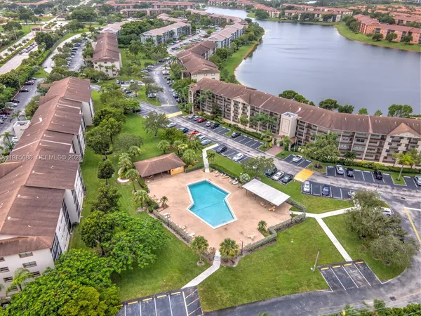 $1,500 | 13500 Southwest 1st Street, Unit 307U, Pembroke Pines, FL 33027