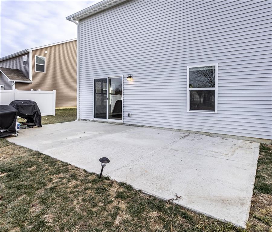 222 Rambling Road Greenfield, IN 46140 - Photo 32 of 37