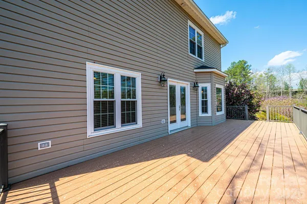 $995,000 | 4726 Crystal Falls Avenue, Hickory, NC 28601