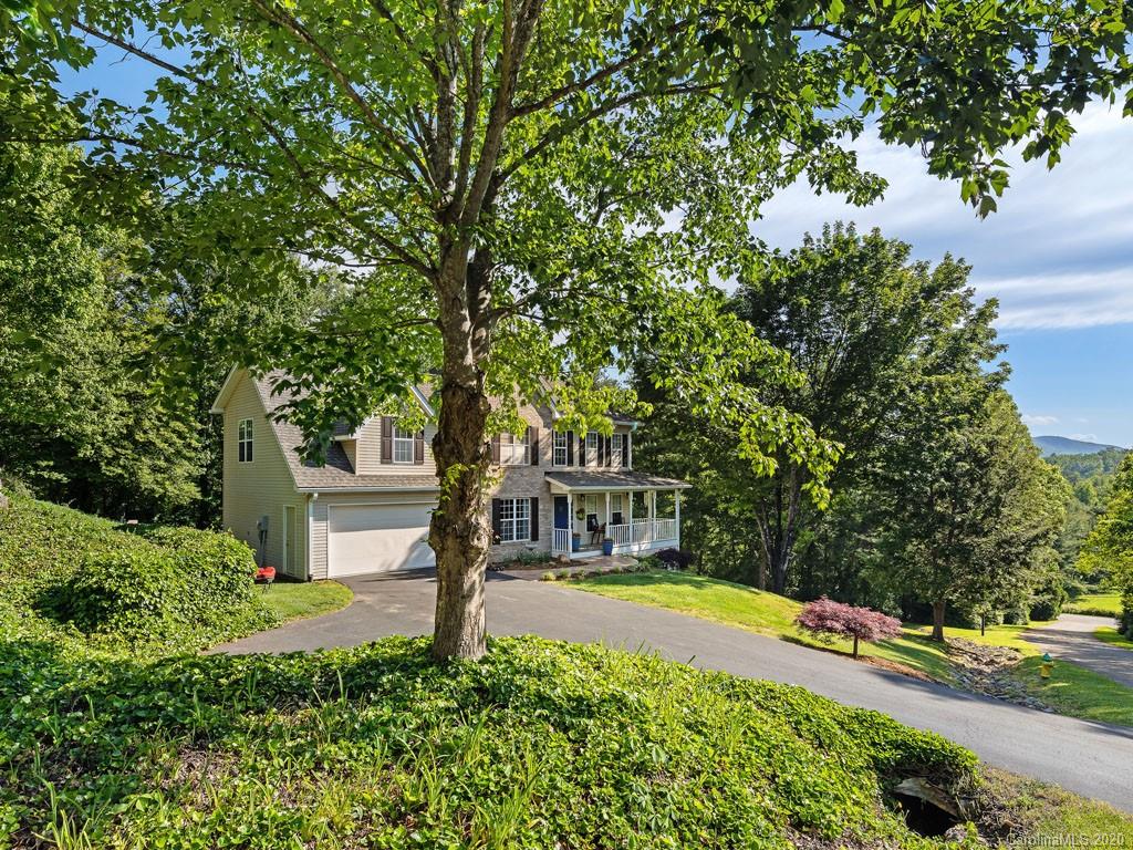 34 Fox Ridge Drive Fletcher, NC 28732 - Photo 4 of 34 Gallery Image 4