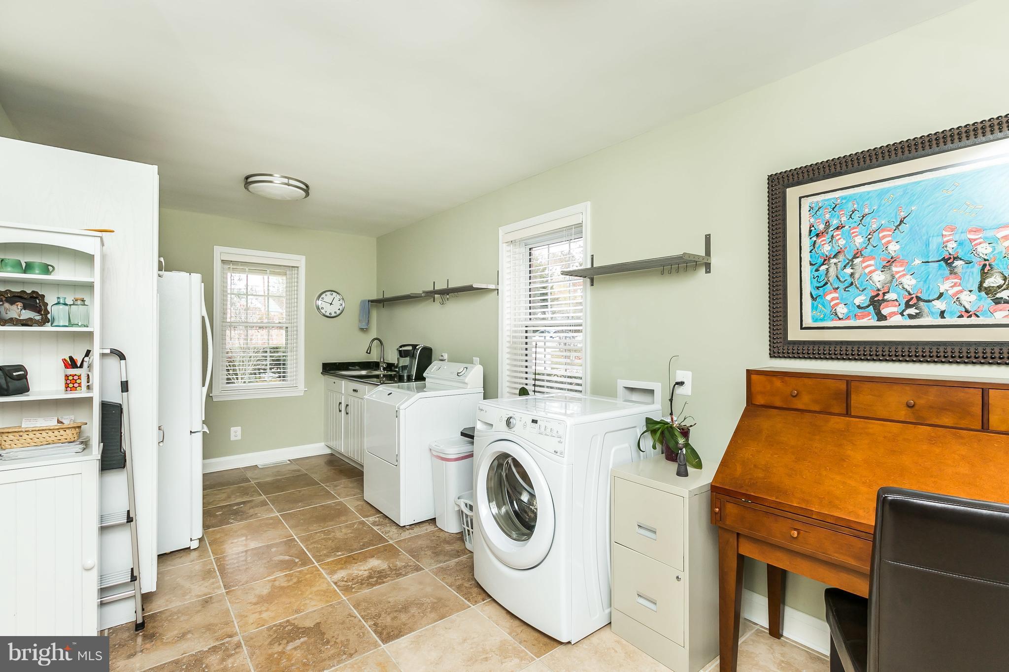 605 Round Oak Road Baltimore, MD 21204 - Photo 20 of 25 Interior (General)