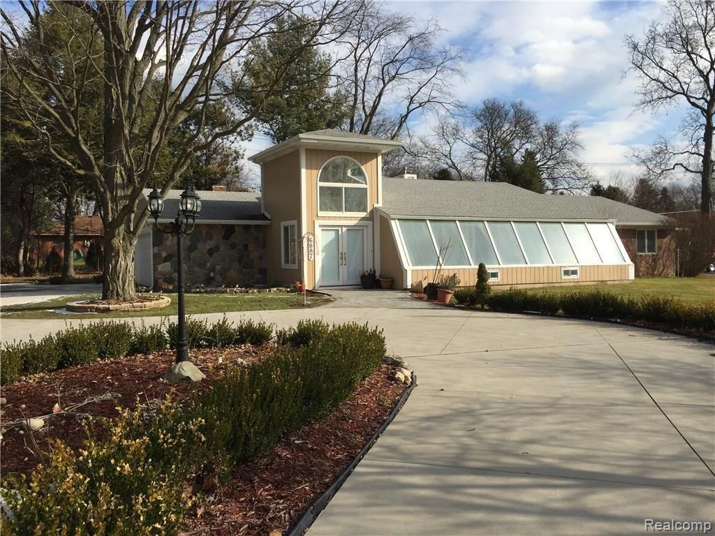 6887 Lahser Road Bloomfield Hills, MI 48301 - Photo 21 of 21 Lahser 6887 (40).JPG