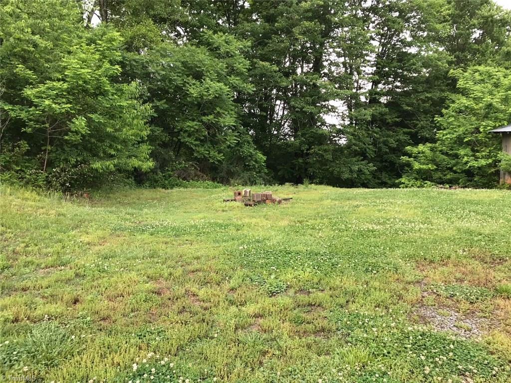 1664 Piney Grove Church Road Danbury, NC 27016 - Photo 4 of 15