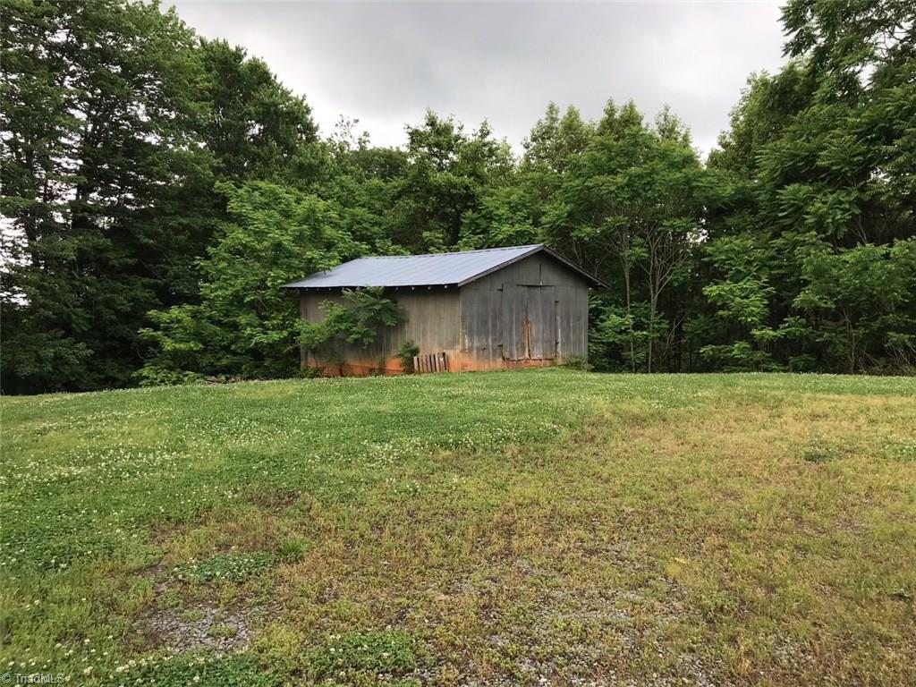 1664 Piney Grove Church Road Danbury, NC 27016 - Photo 5 of 15