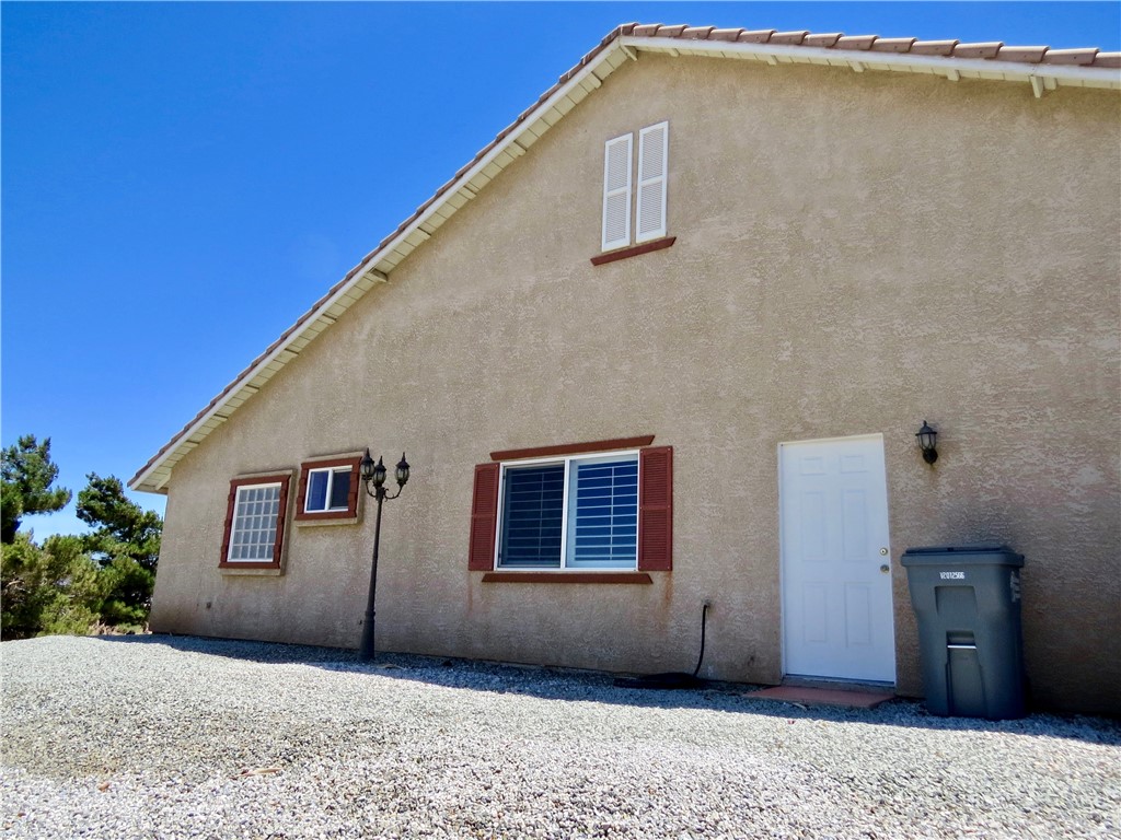 7445 El Manor Road Hesperia, CA 92344 - Photo 67 of 71 Gallery Image 67