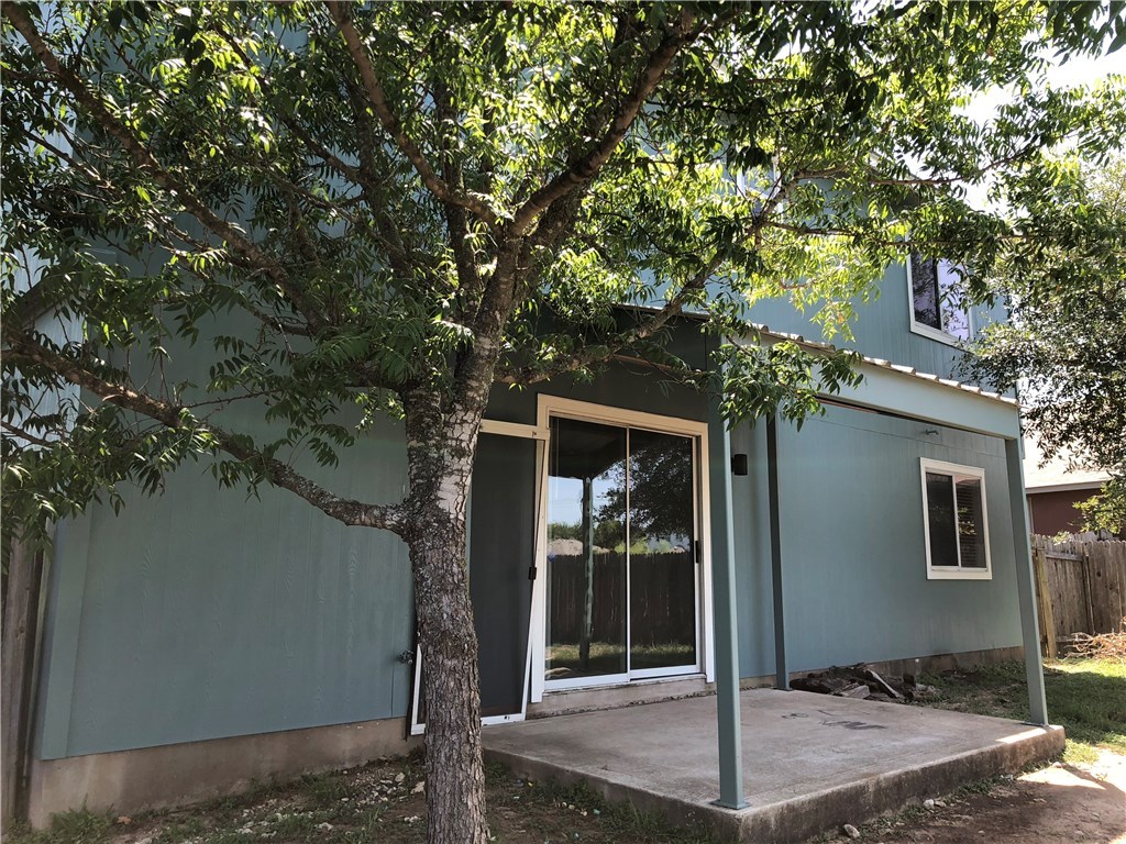 121 Ansleys Way Kyle, TX 78640 - Photo 20 of 39