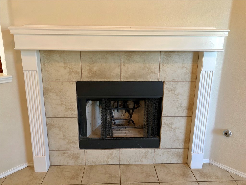 121 Ansleys Way Kyle, TX 78640 - Photo 23 of 39