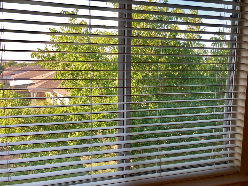 121 Ansleys Way Kyle, TX 78640 - Photo 32 of 39