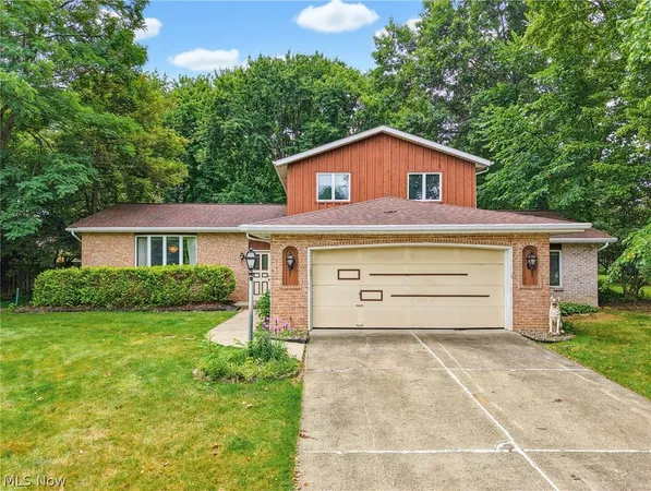 $420,000 | 9841 Cedarwood Drive, North Royalton, OH 44133
