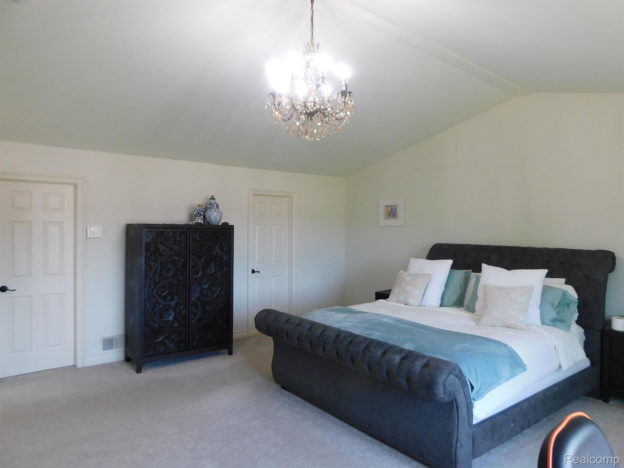 966 Monterey Ln. Rochester, MI 48307 - Photo 63 of 79 Gallery Image 63