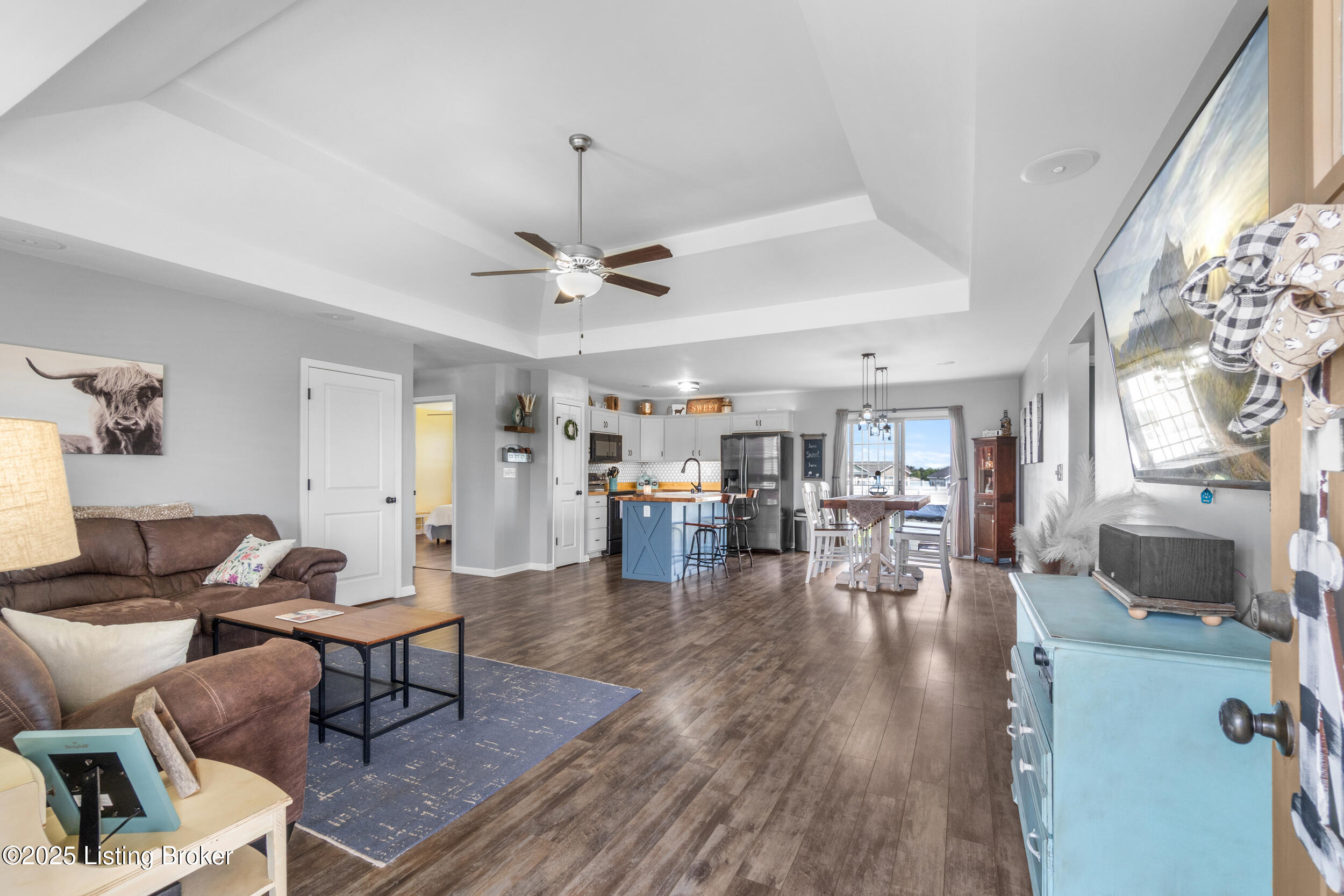894 Golden Wing Road Mount Washington, KY 40047 - Photo 6 of 32 DSC01567