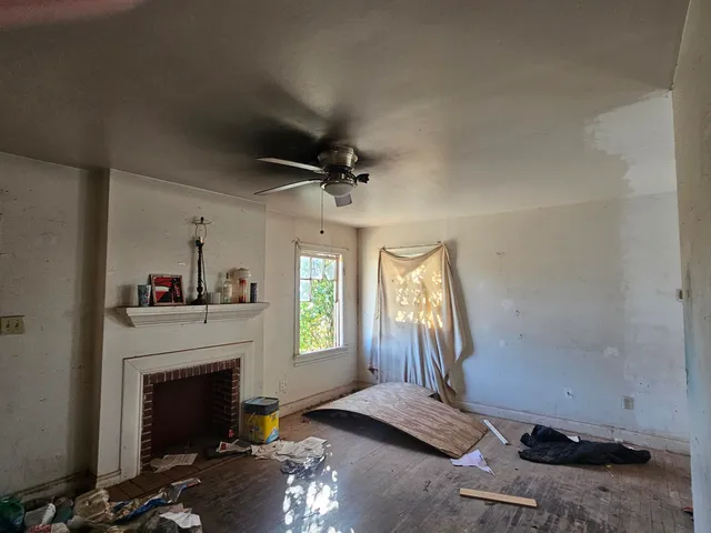 a view of a entryway