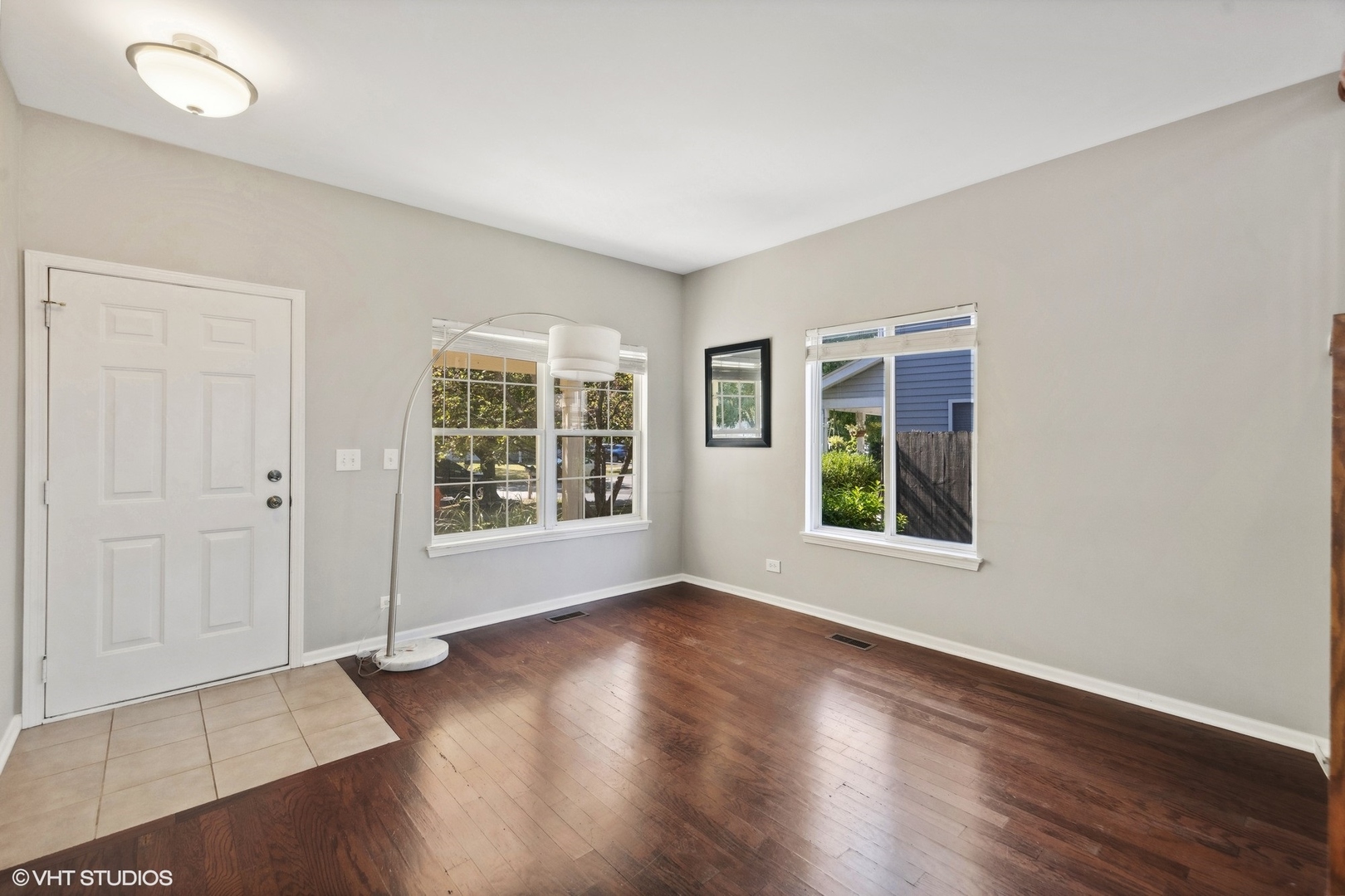 2535 Eldorado Lane Naperville, IL 60564 - Photo 4 of 23