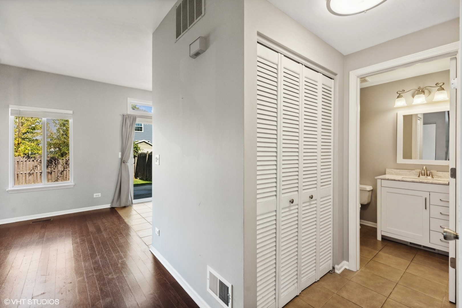 2535 Eldorado Lane Naperville, IL 60564 - Photo 5 of 23