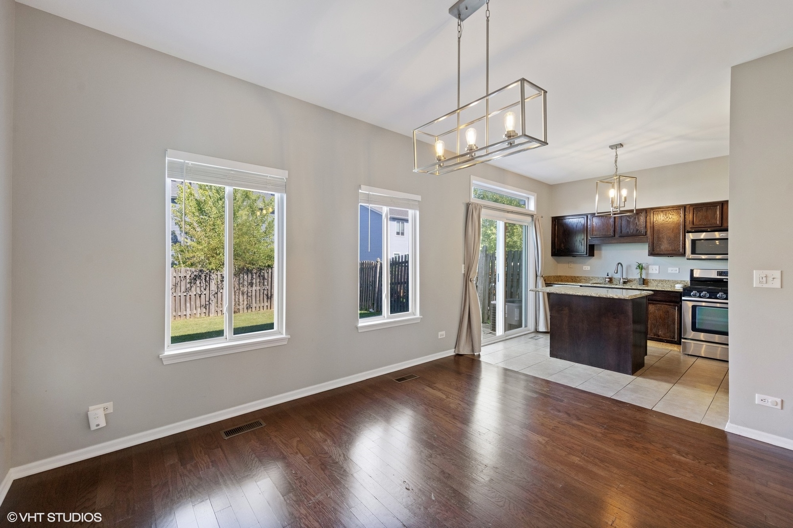 2535 Eldorado Lane Naperville, IL 60564 - Photo 8 of 23