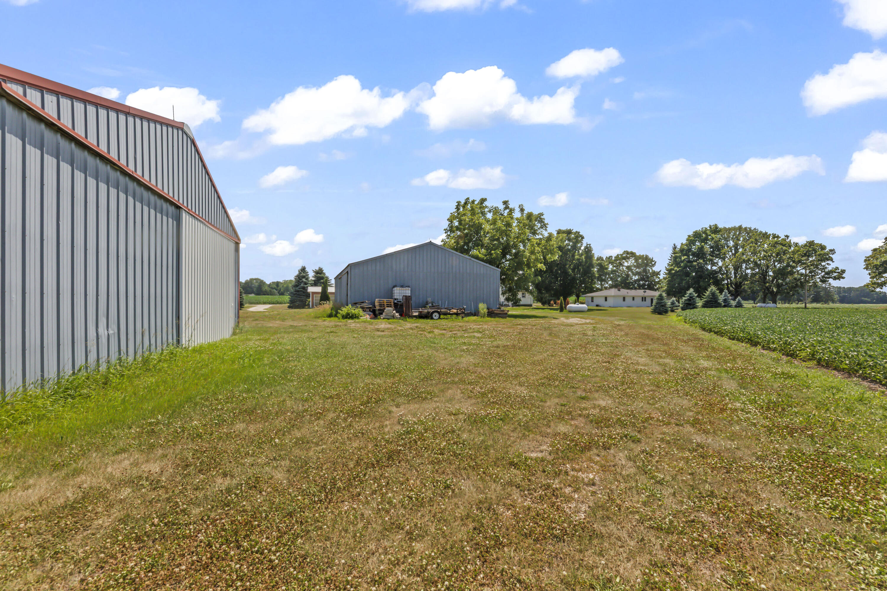 W184 County Rd CW Ixonia, WI 53036 - Photo 50 of 73 Tons of Space