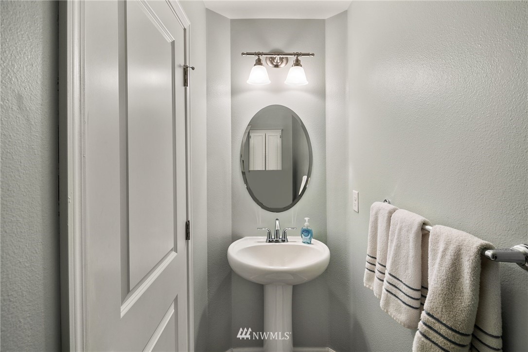 3904 177th Street Southeast Bothell, WA 98012 - Photo 13 of 26