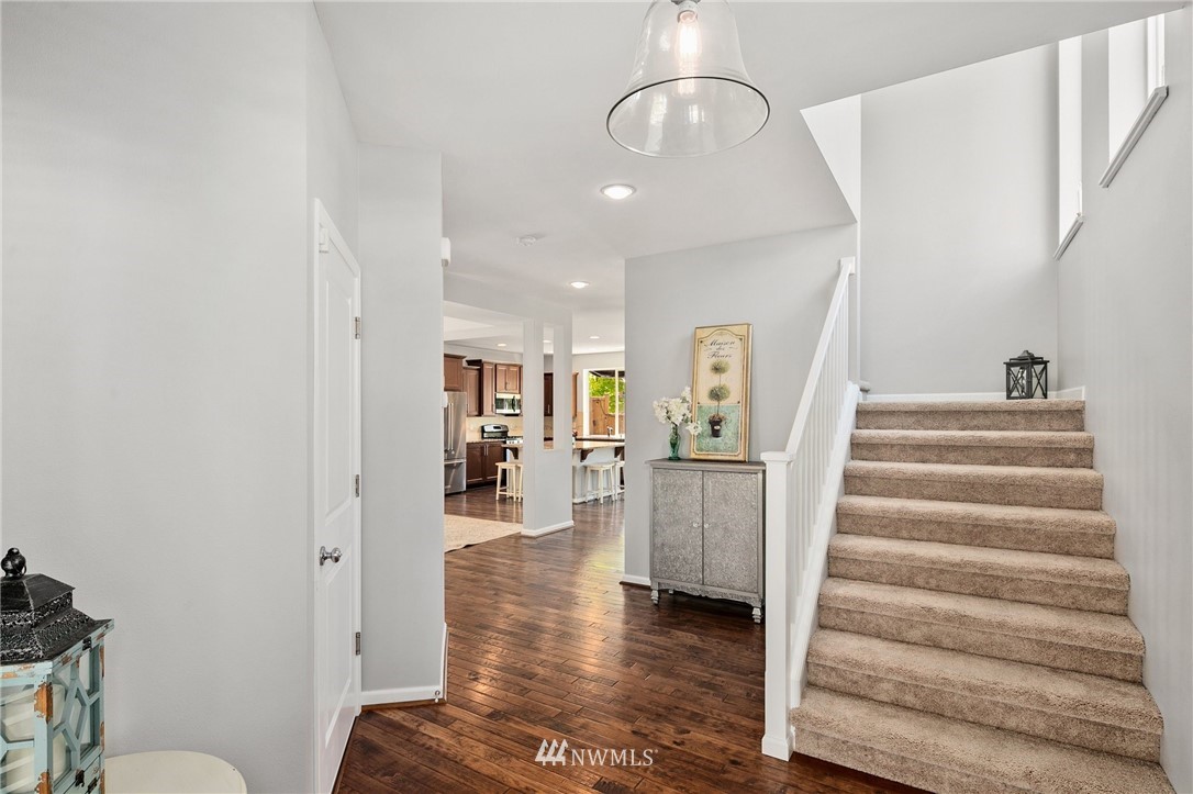 3904 177th Street Southeast Bothell, WA 98012 - Photo 4 of 26