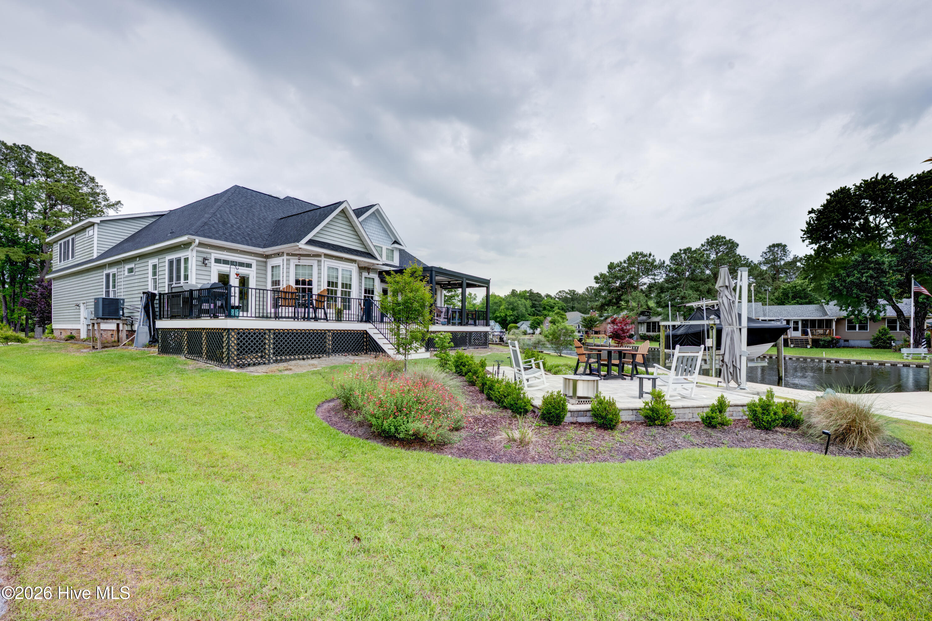 113 Bowline Road New Bern, NC 28562 - Photo 2 of 68 113_Bowline-3