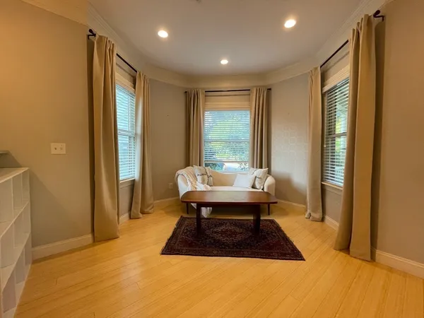 $3,700 | 10 Symmes Street, Unit 2, Boston, MA 02131