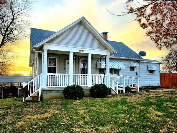 $210,000 | 2909 South Leonard Road, St. Joseph, MO 64503