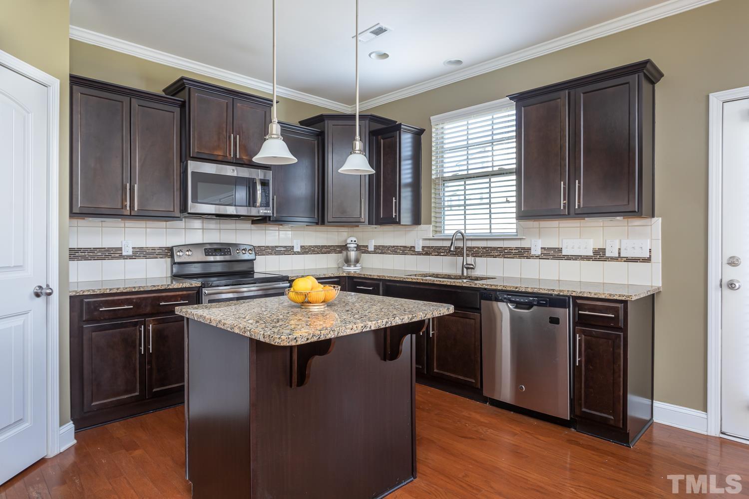 2731 Shepherd Valley Street Raleigh, NC 27610 - Photo 10 of 31 Gallery Image 10