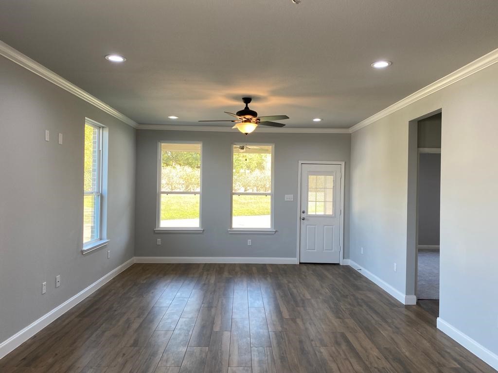 7655 Ameswood Road Houston, TX 77095 - Photo 3 of 23 Living Room
