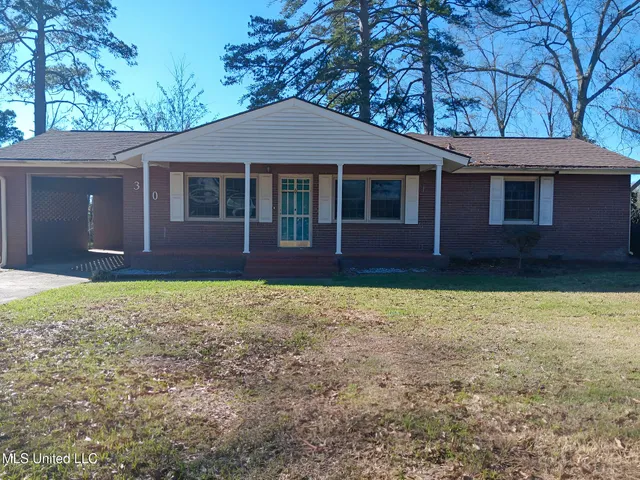 $130,000 | 300 Wilson Drive, McComb, MS 39648