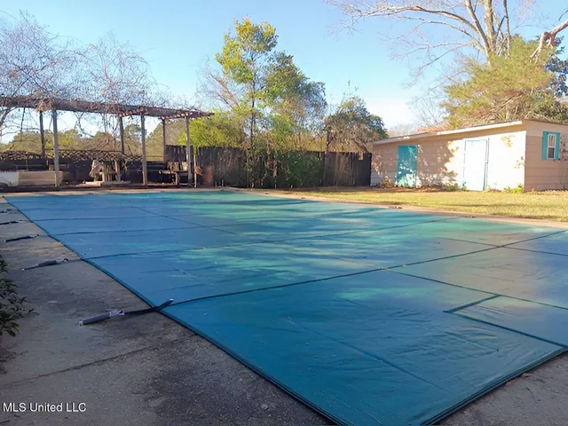 $130,000 | 300 Wilson Drive, McComb, MS 39648