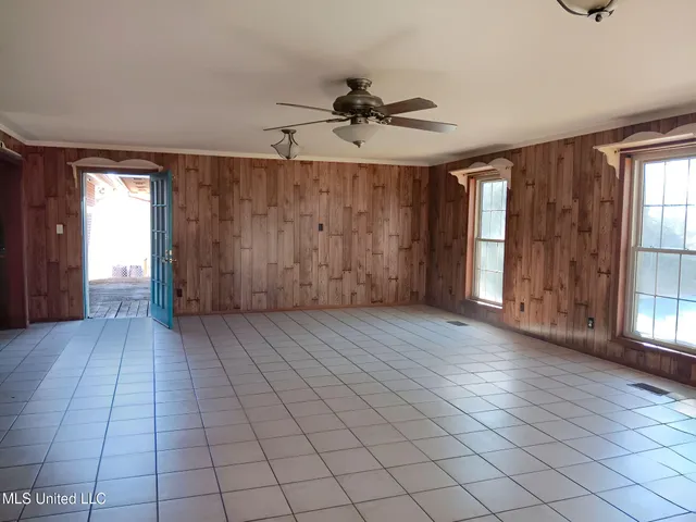 $130,000 | 300 Wilson Drive, McComb, MS 39648