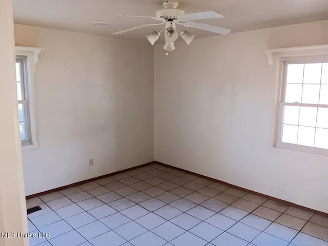 $130,000 | 300 Wilson Drive, McComb, MS 39648