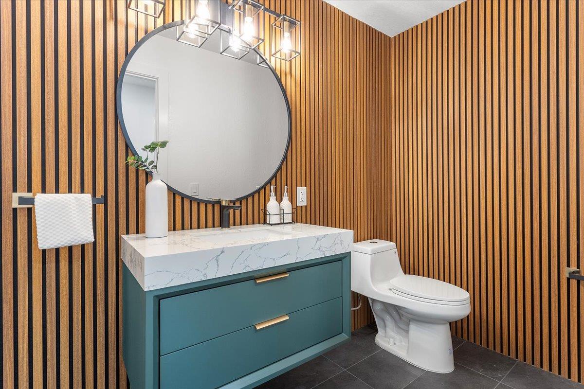 17060 Lon Road Los Gatos, CA 95033 - Photo 14 of 31