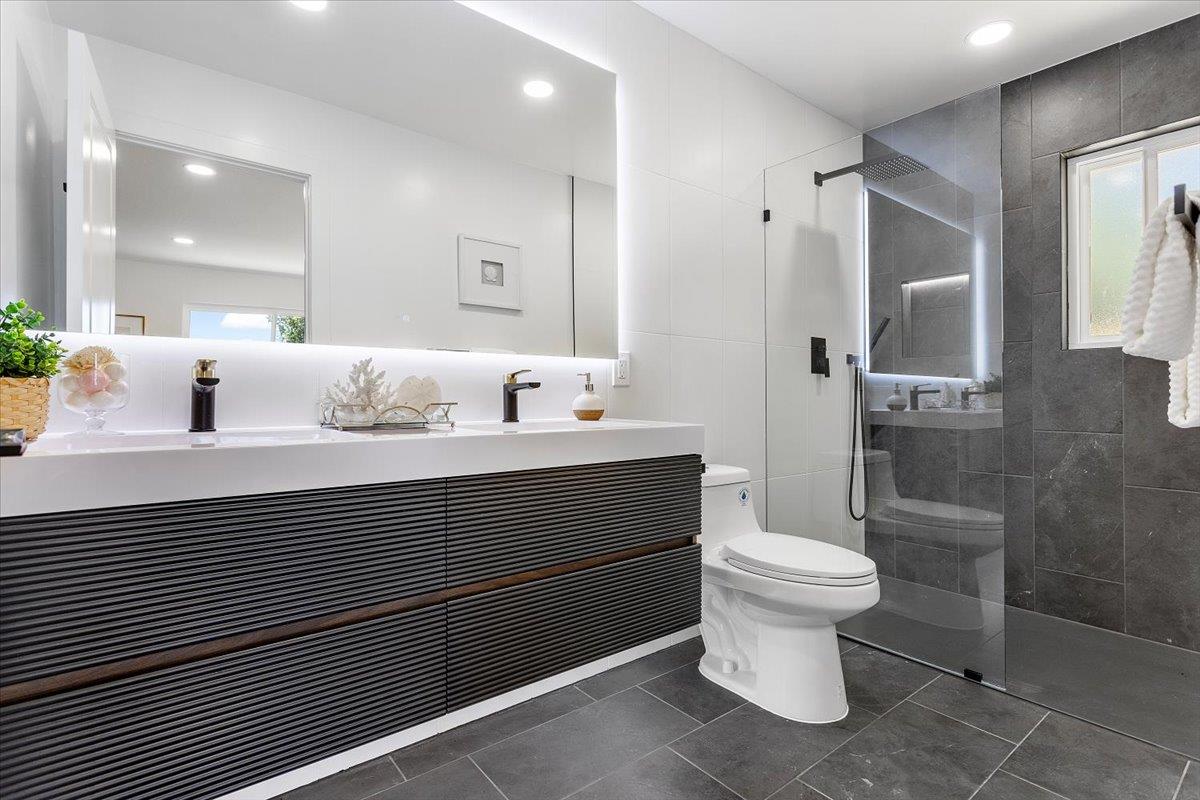 17060 Lon Road Los Gatos, CA 95033 - Photo 20 of 31