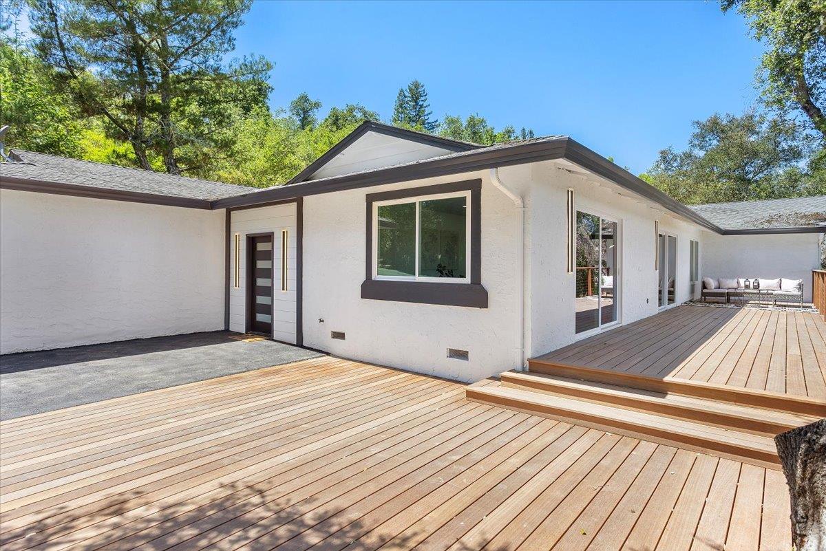 17060 Lon Road Los Gatos, CA 95033 - Photo 5 of 31