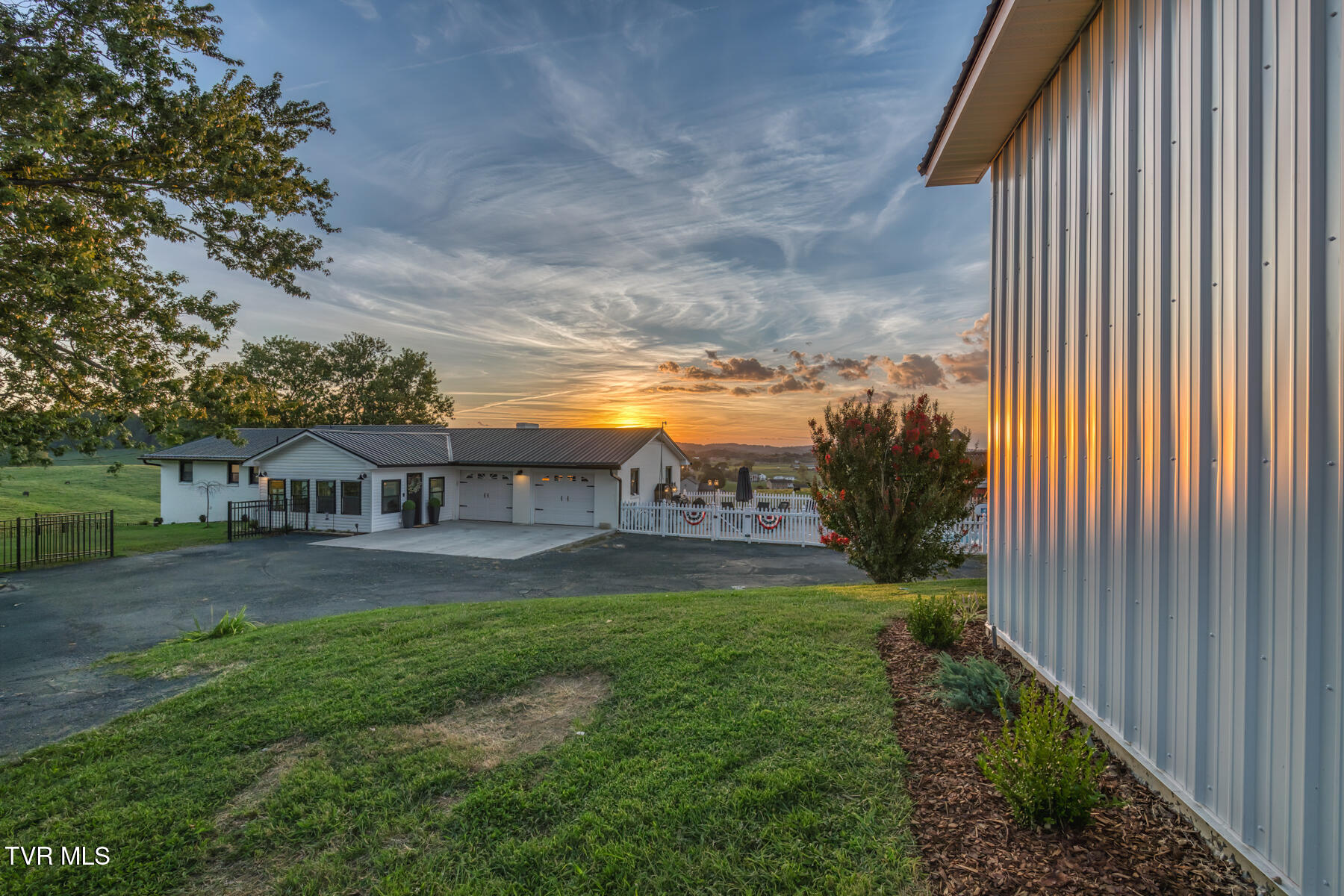 170 Burhl Chase Road Gray, TN 37615 - Photo 49 of 77 170 Burhl Chase Rd-17