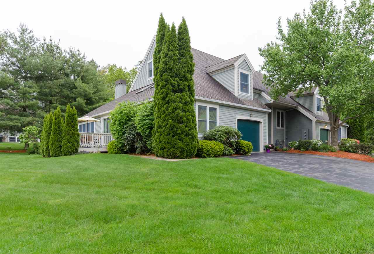 80 Hawthorne Village Road Nashua, NH 03062 - Photo 1 of 33