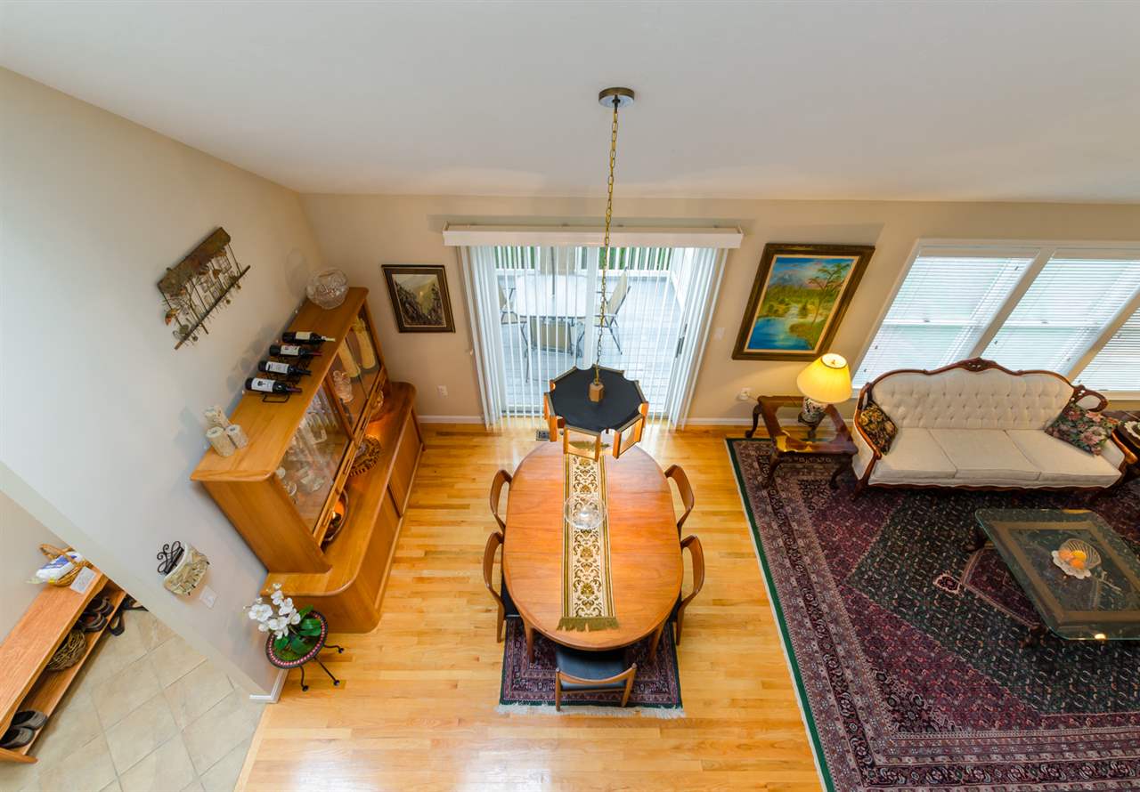 80 Hawthorne Village Road Nashua, NH 03062 - Photo 22 of 33