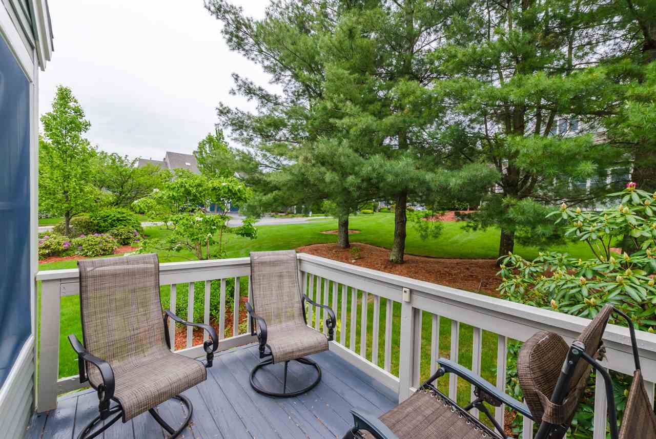 80 Hawthorne Village Road Nashua, NH 03062 - Photo 29 of 33