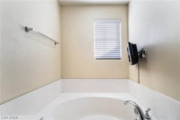 $2,250 | 6572 Polonius Court, Las Vegas, NV 89141