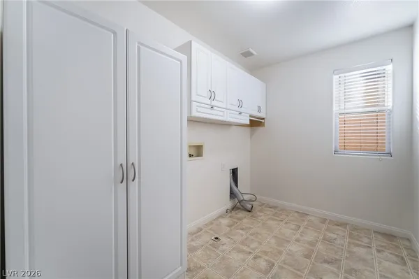 $2,250 | 6572 Polonius Court, Las Vegas, NV 89141
