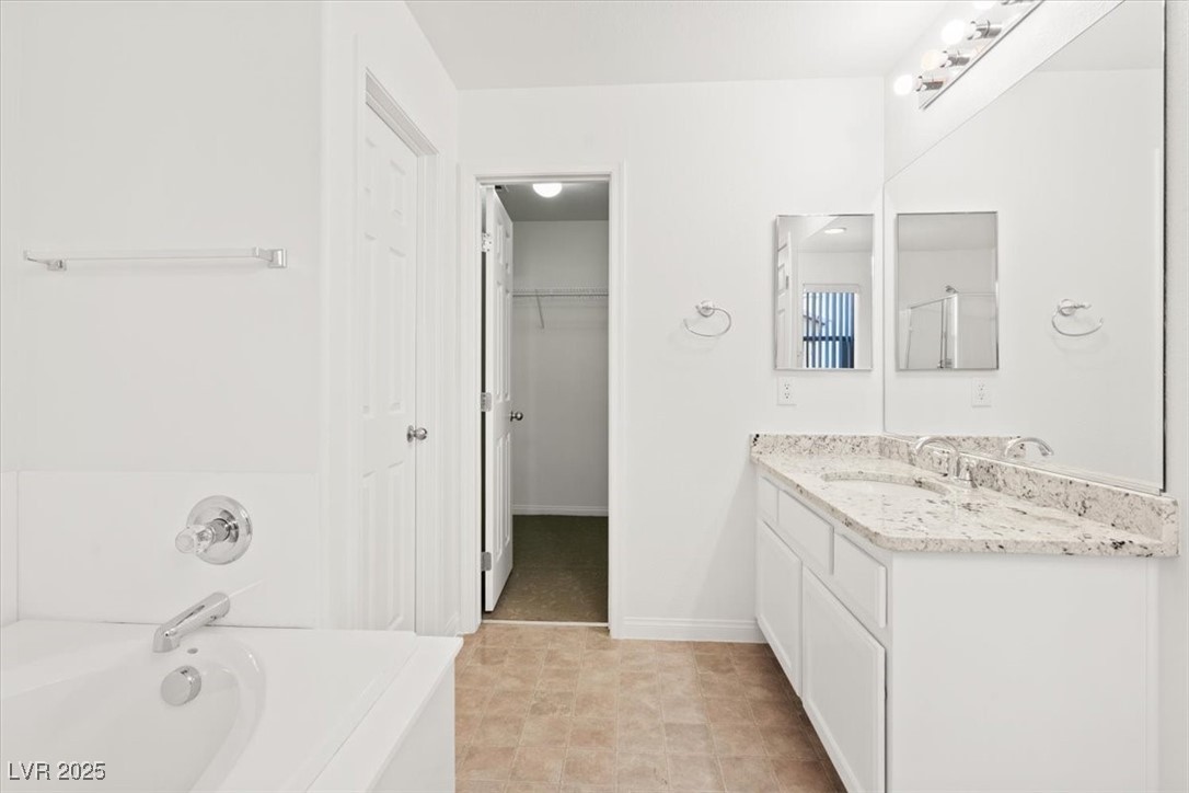 4966 Crimson Mare Road Las Vegas, NV 89139 - Photo 31 of 47 Master Bath