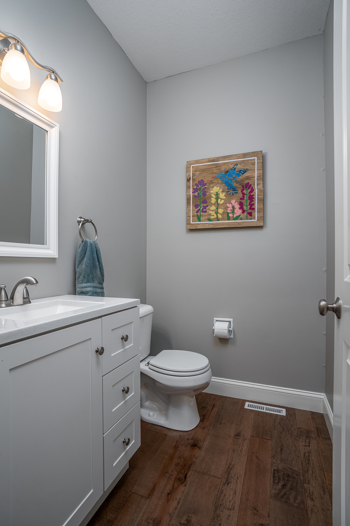 5315 Hugo Road Bettendorf, IA 52722 - Photo 17 of 35