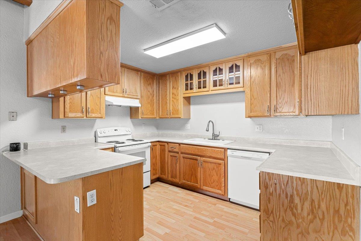 824 Perlette Way Modesto, CA 95356 - Photo 13 of 32