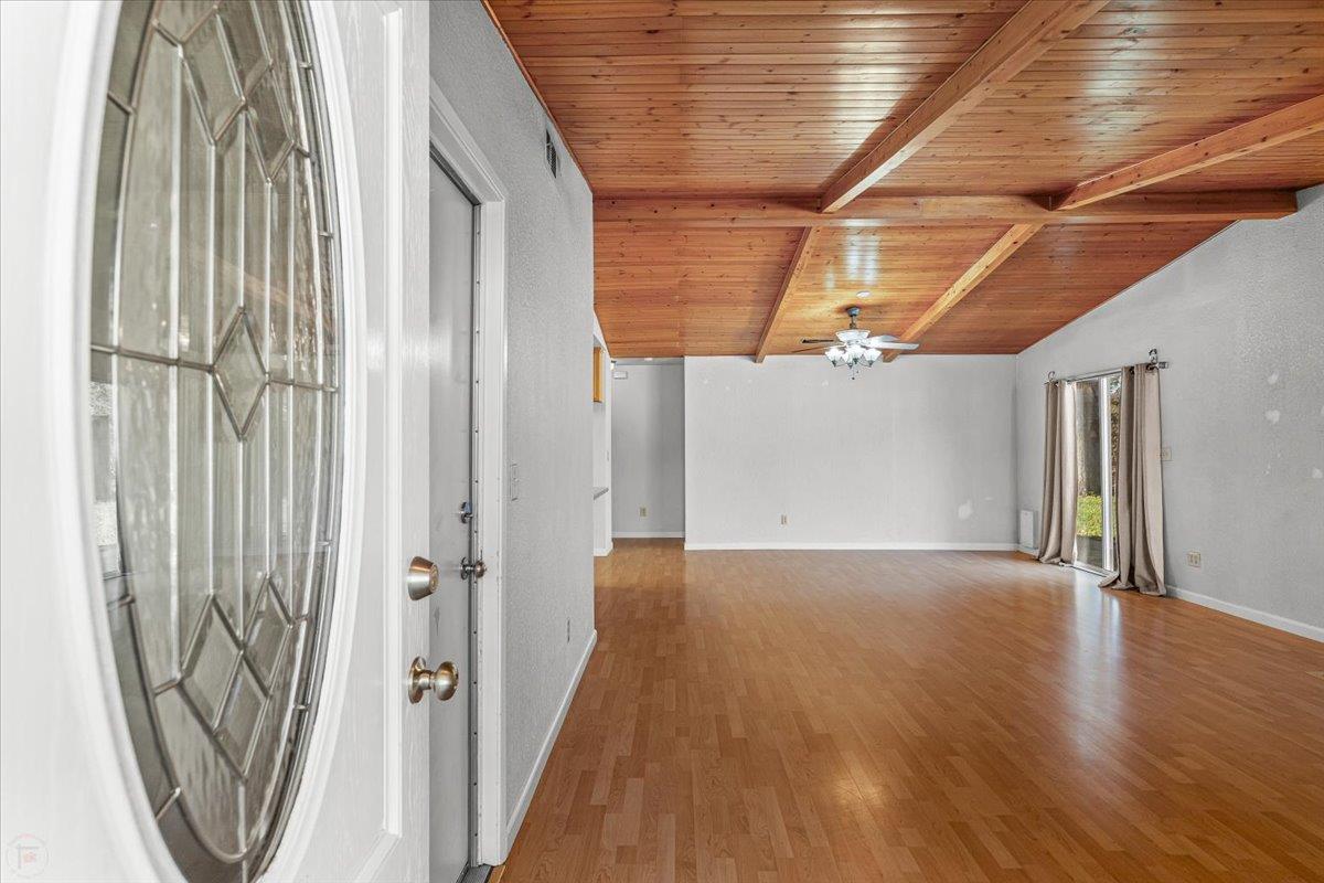 824 Perlette Way Modesto, CA 95356 - Photo 5 of 32