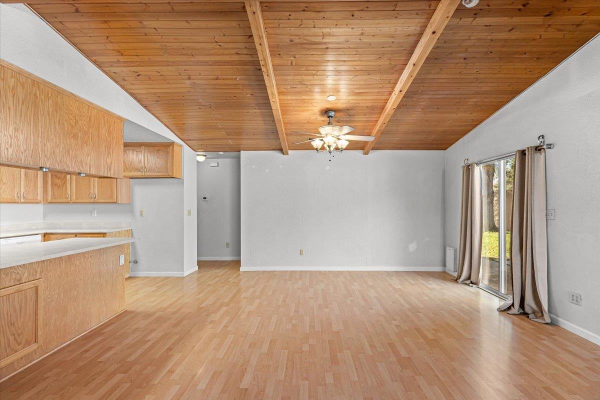 824 Perlette Way Modesto, CA 95356 - Photo 9 of 32