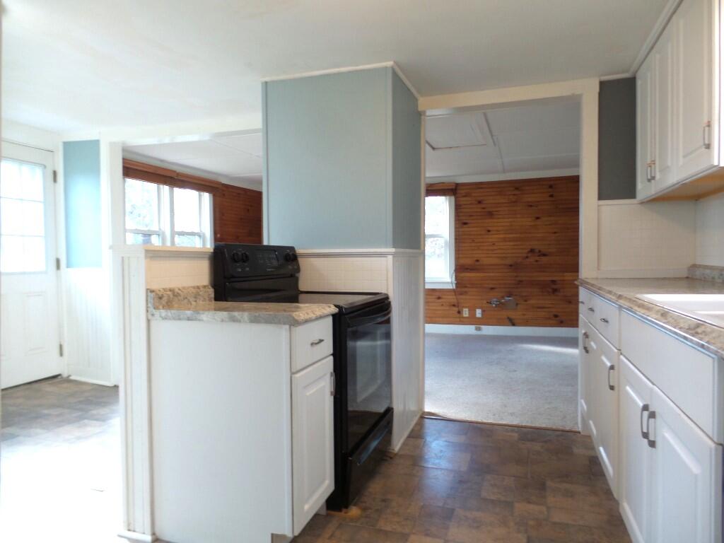 660 Unity Road Waterville, ME 04901 - Photo 5 of 24 Kitchen