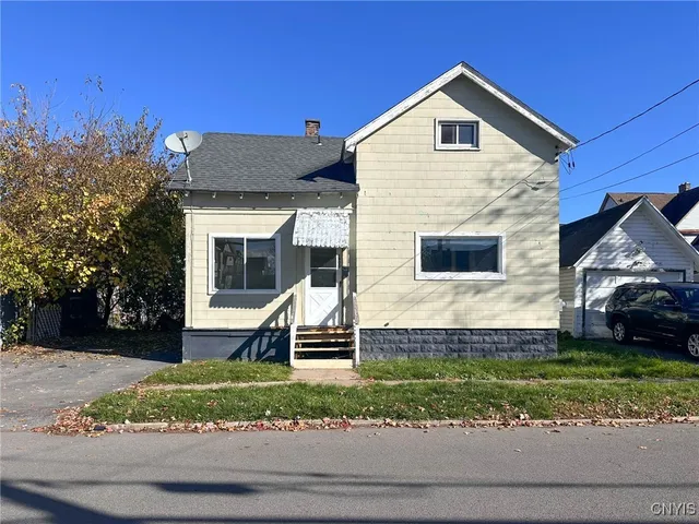 $149,000 | 1900 Caroline Street, Utica, NY 13502
