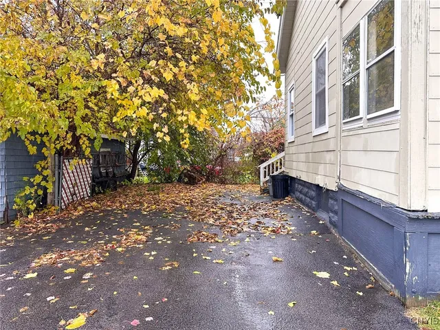 $149,000 | 1900 Caroline Street, Utica, NY 13502